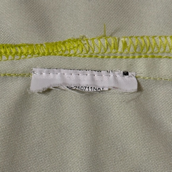 Nike Women’s Dri-Fit Sleeveless Golf Polo Size M - Picture 6 of 6